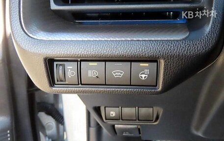 Toyota Prius IV XW50, 2024 год, 3 890 099 рублей, 12 фотография