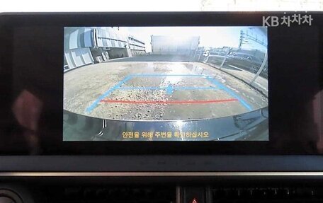 Toyota Prius IV XW50, 2024 год, 3 890 099 рублей, 15 фотография