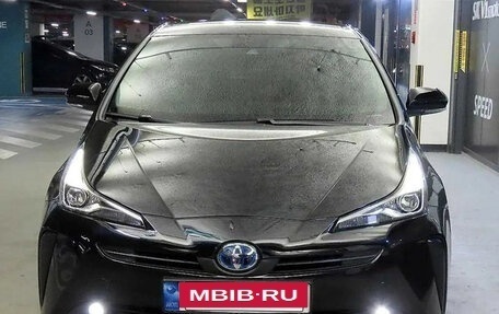 Toyota Prius IV XW50, 2022 год, 1 761 099 рублей, 2 фотография