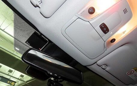 Toyota Prius IV XW50, 2022 год, 1 761 099 рублей, 15 фотография