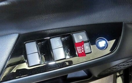 Toyota Prius IV XW50, 2022 год, 1 761 099 рублей, 16 фотография