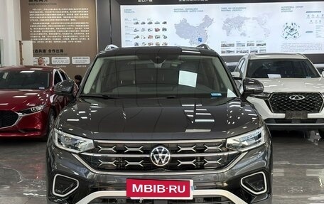 Volkswagen Touran III, 2022 год, 2 500 000 рублей, 5 фотография