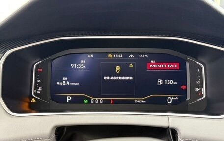 Volkswagen Touran III, 2022 год, 2 500 000 рублей, 7 фотография