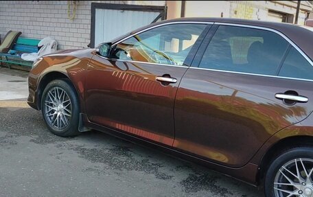 Toyota Camry, 2017 год, 3 150 000 рублей, 5 фотография