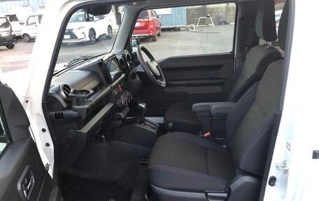 Suzuki Jimny, 2023 год, 1 750 000 рублей, 14 фотография