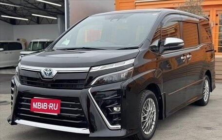 Toyota Voxy III, 2021 год, 1 901 027 рублей, 3 фотография