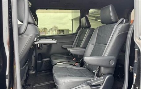 Toyota Voxy III, 2021 год, 1 901 027 рублей, 14 фотография