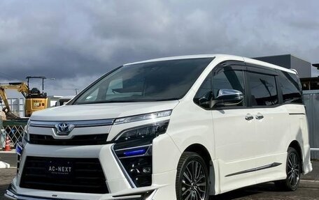 Toyota Voxy III, 2020 год, 1 923 027 рублей, 4 фотография