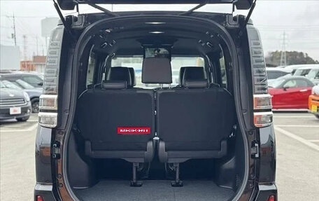 Toyota Voxy III, 2021 год, 1 901 027 рублей, 17 фотография