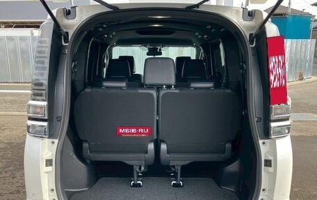 Toyota Voxy III, 2020 год, 1 923 027 рублей, 24 фотография