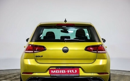 Volkswagen Golf VII, 2017 год, 1 099 000 рублей, 6 фотография