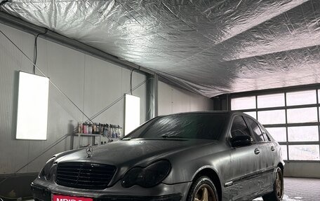 Mercedes-Benz C-Класс, 2000 год, 550 000 рублей, 1 фотография