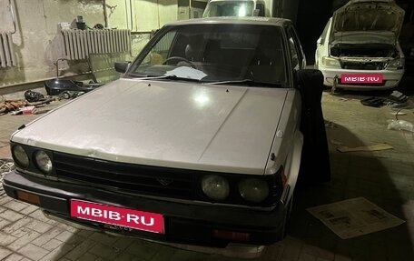 Nissan Bluebird VIII, 1984 год, 200 000 рублей, 6 фотография