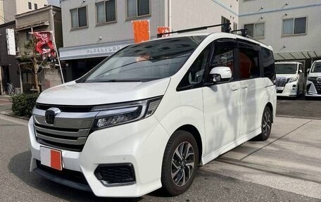 Honda Stepwgn IV, 2022 год, 1 723 000 рублей, 4 фотография