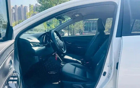 Toyota Yaris XP150 рестайлинг, 2022 год, 1 043 030 рублей, 11 фотография