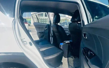 Toyota Yaris XP150 рестайлинг, 2022 год, 1 043 030 рублей, 12 фотография