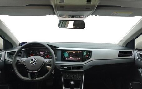 Volkswagen Polo, 2021 год, 1 096 000 рублей, 10 фотография