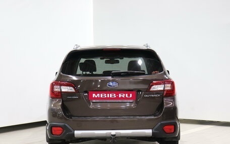 Subaru Outback IV рестайлинг, 2017 год, 2 280 000 рублей, 6 фотография