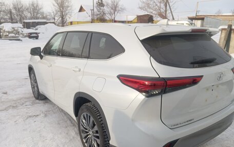 Toyota Highlander, 2025 год, 5 250 000 рублей, 4 фотография