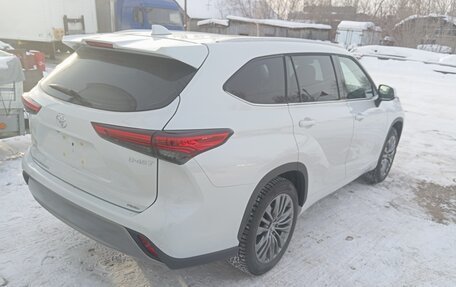 Toyota Highlander, 2025 год, 5 250 000 рублей, 3 фотография