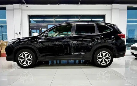 Subaru Forester, 2021 год, 3 000 000 рублей, 4 фотография