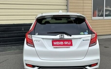 Honda Fit III, 2019 год, 980 002 рублей, 7 фотография