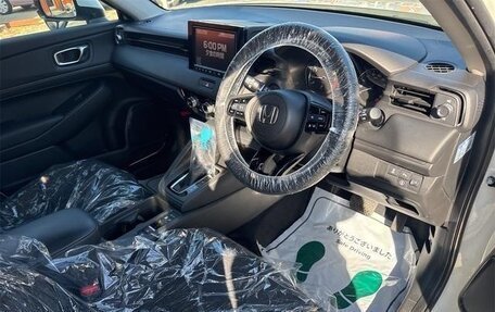 Honda Vezel, 2023 год, 1 634 000 рублей, 15 фотография