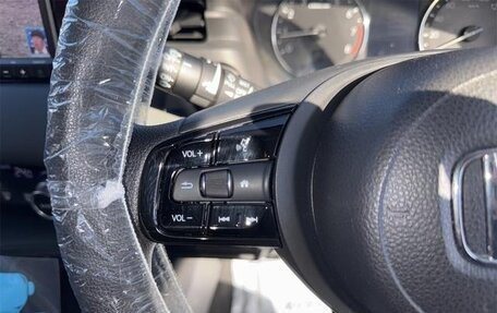 Honda Vezel, 2023 год, 1 634 000 рублей, 14 фотография