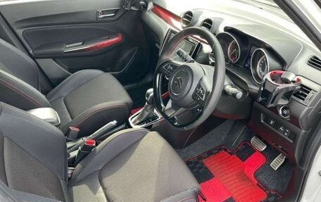 Suzuki Swift V, 2022 год, 910 000 рублей, 12 фотография