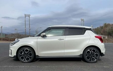 Suzuki Swift V, 2022 год, 910 000 рублей, 4 фотография