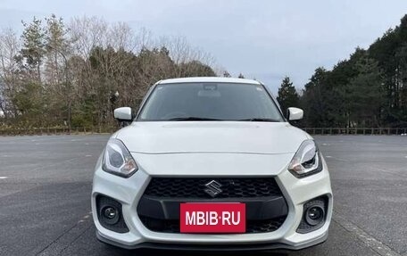 Suzuki Swift V, 2022 год, 910 000 рублей, 2 фотография