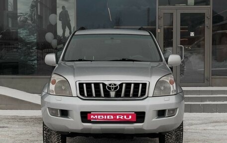 Toyota Land Cruiser Prado 120 рестайлинг, 2004 год, 1 780 000 рублей, 2 фотография