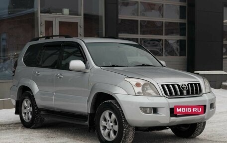 Toyota Land Cruiser Prado 120 рестайлинг, 2004 год, 1 780 000 рублей, 3 фотография