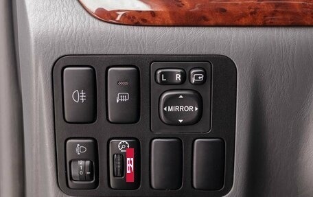 Toyota Land Cruiser Prado 120 рестайлинг, 2004 год, 1 780 000 рублей, 18 фотография