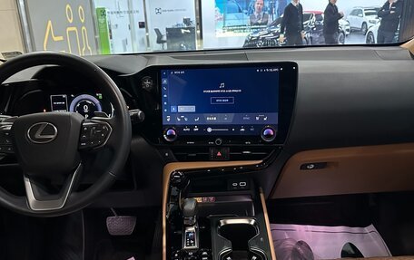 Lexus NX, 2024 год, 7 968 027 рублей, 7 фотография