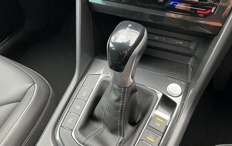 Volkswagen Tiguan II, 2022 год, 2 210 000 рублей, 28 фотография