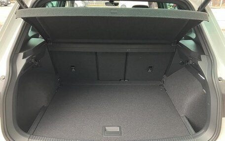 Volkswagen Tiguan II, 2022 год, 2 210 000 рублей, 23 фотография