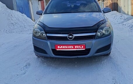 Opel Astra H, 2004 год, 420 000 рублей, 1 фотография