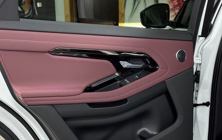 Land Rover Range Rover Evoque II, 2025 год, 5 500 000 рублей, 22 фотография