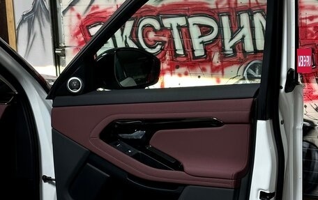 Land Rover Range Rover Evoque II, 2025 год, 5 500 000 рублей, 26 фотография