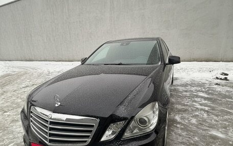 Mercedes-Benz E-Класс, 2013 год, 1 770 000 рублей, 15 фотография