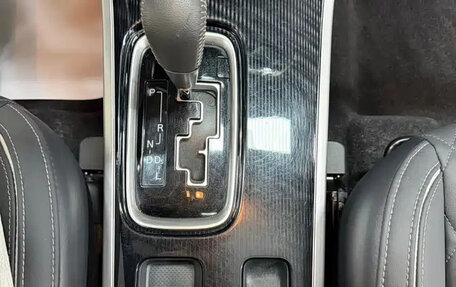 Mitsubishi Outlander III рестайлинг 3, 2022 год, 1 627 000 рублей, 13 фотография