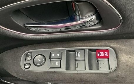 Honda Vezel, 2022 год, 1 380 000 рублей, 16 фотография