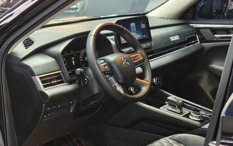 Mitsubishi Outlander, 2023 год, 4 580 325 рублей, 7 фотография