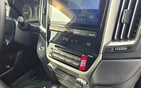 Toyota Land Cruiser 200, 2015 год, 5 750 000 рублей, 22 фотография