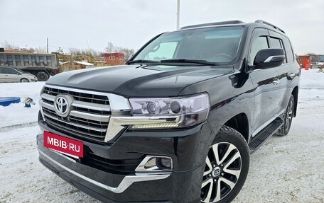 Toyota Land Cruiser 200, 2015 год, 5 750 000 рублей, 11 фотография