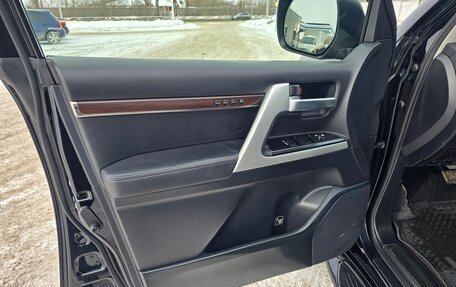 Toyota Land Cruiser 200, 2015 год, 5 750 000 рублей, 30 фотография