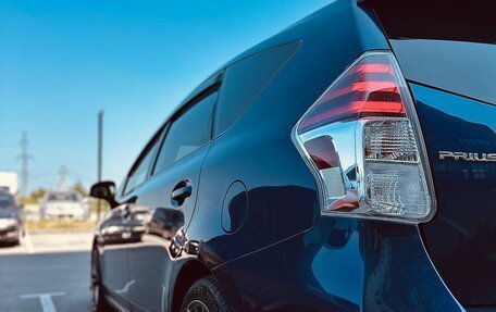 Toyota Prius Alpha I (ZVW40/41), 2015 год, 1 700 000 рублей, 4 фотография