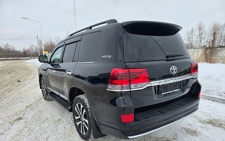 Toyota Land Cruiser 200, 2015 год, 5 750 000 рублей, 38 фотография