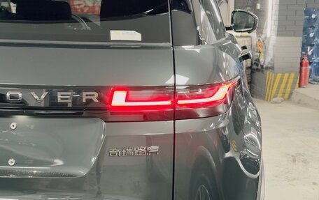 Land Rover Range Rover Evoque II, 2025 год, 5 700 000 рублей, 10 фотография